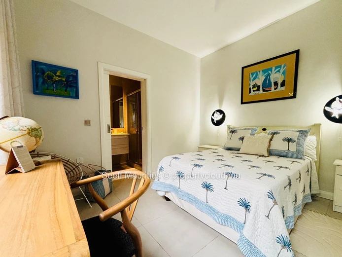 Contemporary Garden Apartment for Rent in La Preneuse