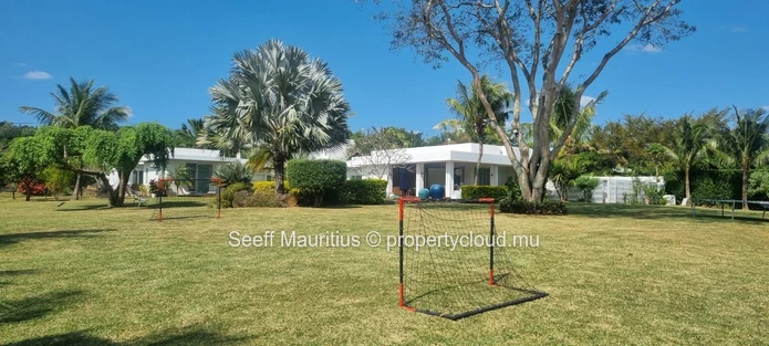 An Exceptional Villa Where Nature Meets Elegance