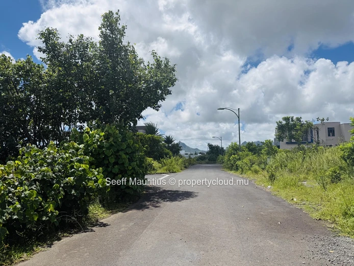 Prime Plot with Majestic Views at Aurea Bois d'Ébène