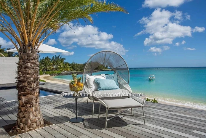 Exceptional Beachfront Villa