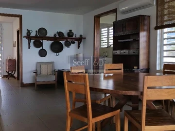 6 Bedroom House