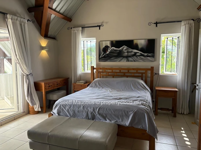 Tropical Bliss: A Balinese-Inspired Haven