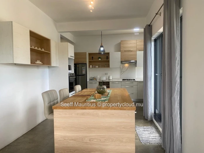 A rare opportunity: a building comprising three modern flats, just a stone's throw from the sea