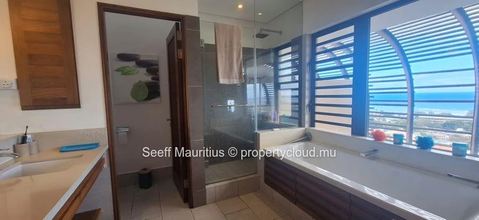 Duplex Penthouse with Panoramic Sea Views