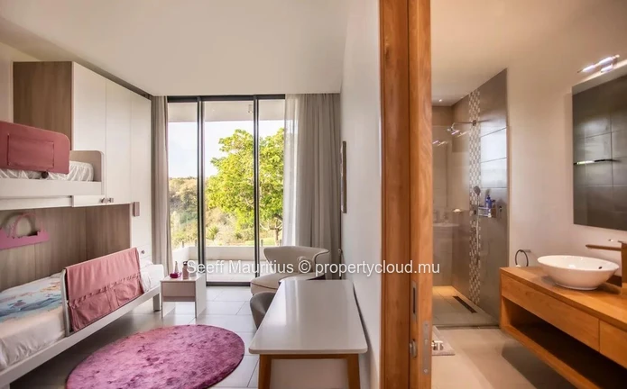 The Pinnacle of Riverside Luxury