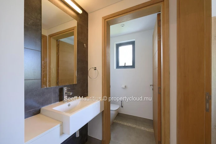 Your Coastal Oasis Awaits in Mont Choisy
