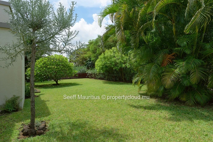 Exquisite Property: Luxurious Living in a Secure Paradise