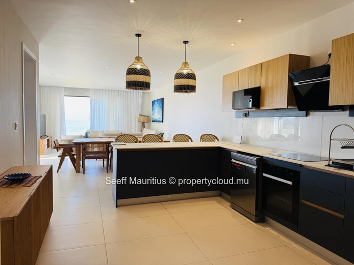 Appartement Somptueux de 3 Chambres avec Vue Mer Panoramique