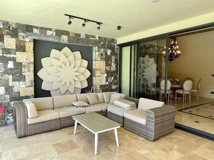 Modern Sanctuary: Luxury Living in an Exclusive Enclave