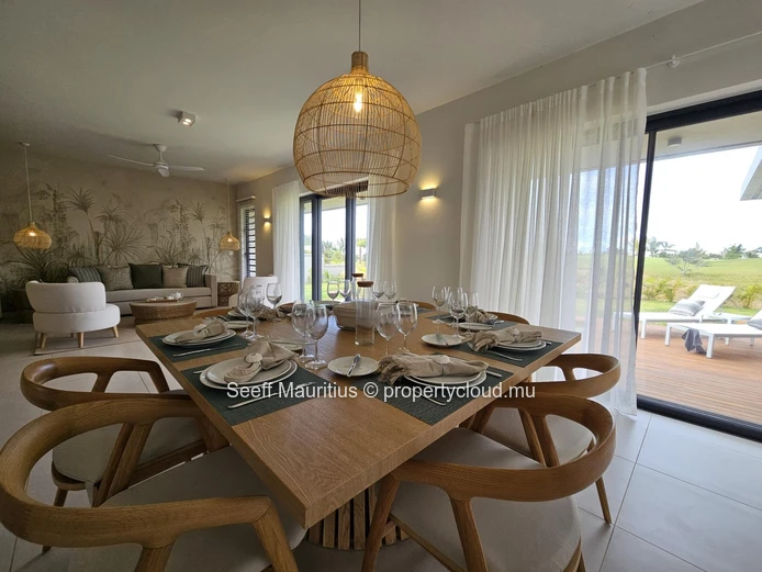 Signature Villa on Azuri Golf Course – 4 En Suite Bedrooms, Swimming Pool & Private Elevator