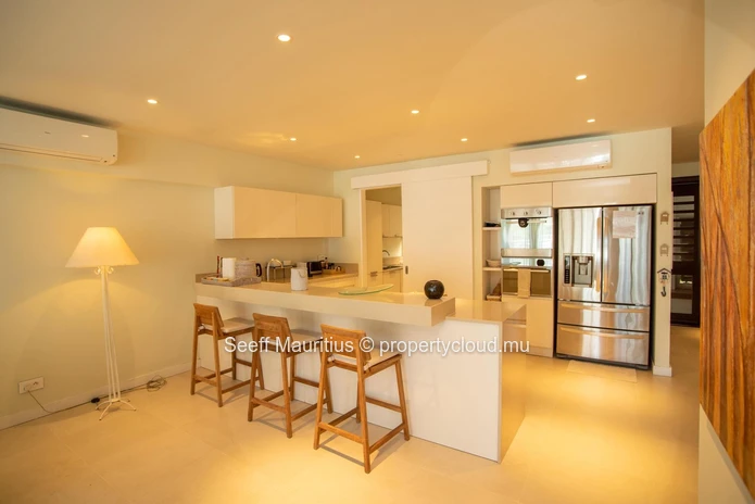 Duplex au bord des vagues