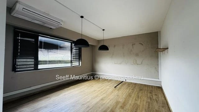 Prime Office in the Heart of Grand Baie Chemin 20 Pieds