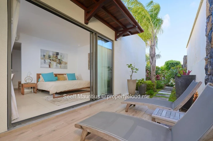 Privacy and Luxury Awaits in This Stunning Mont Mascal Villa