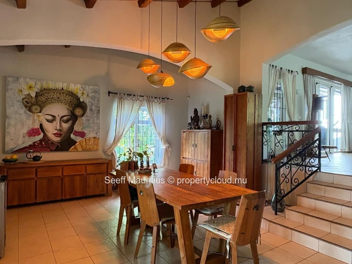 Tropical Bliss: A Balinese-Inspired Haven