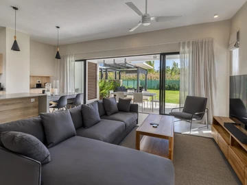 3 Bedroom Townhouse, Duplex