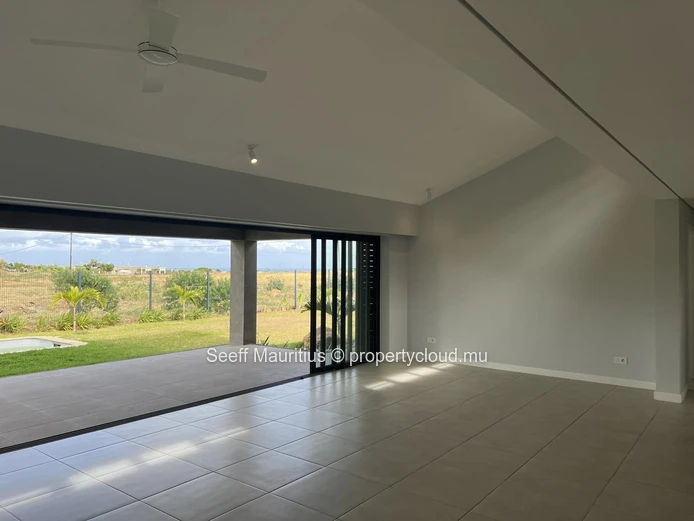 Brand-New 4-Bedroom Villa in Smart City on West Coast