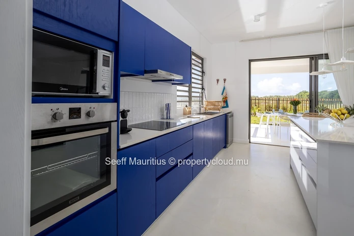 Modern Harmony Sea View Retreat