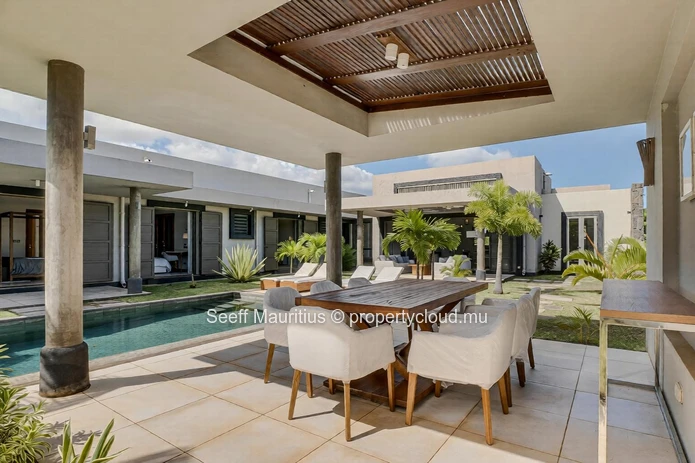 The Horizon House: A Masterpiece of Seamless Tropical Living