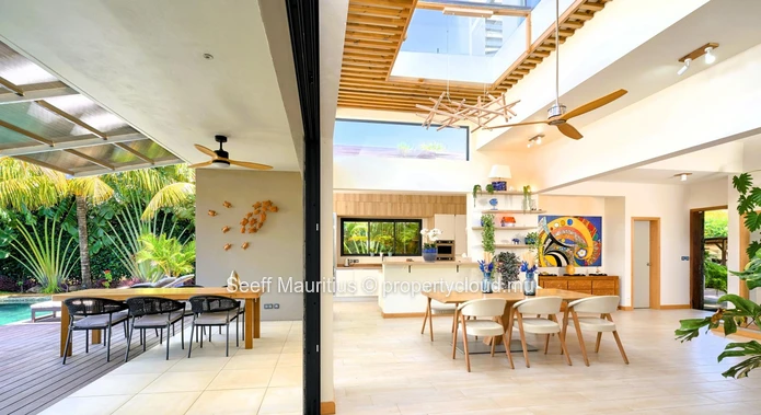 Contemporary Elegance villa on the Golf Course