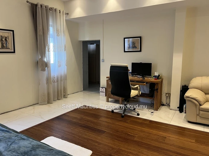Contemporary Luxury in Curepipe: A Unique, Newly Renovated Masterpiece