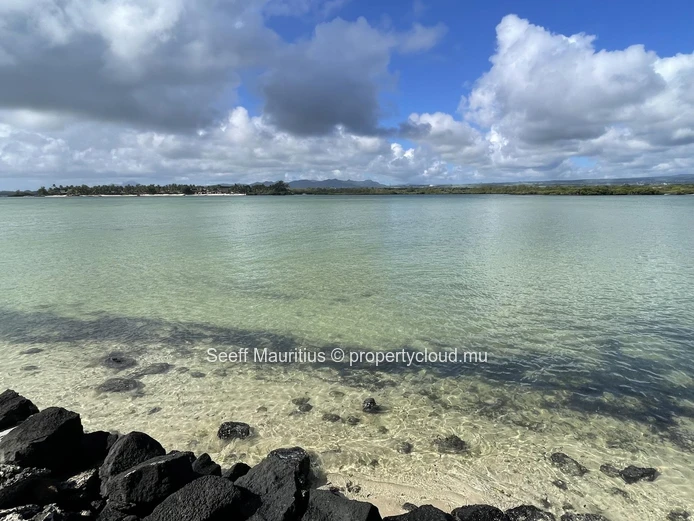 Superbe Villa en Bord de Mer – Vue Imprenable sur l'Océan et les Montagnes