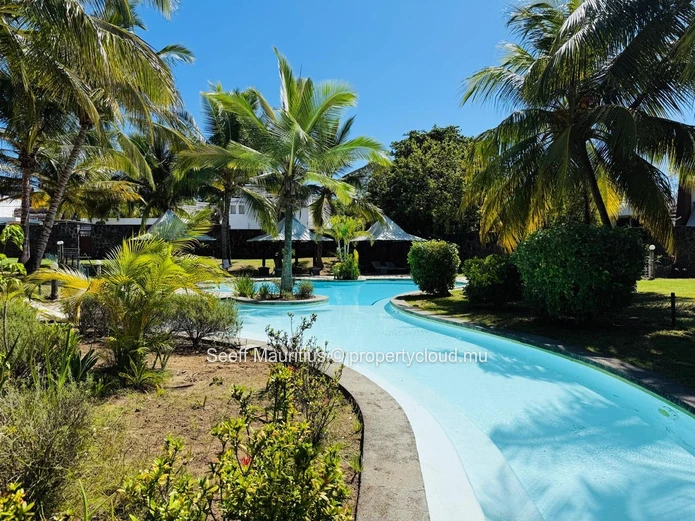 Charming Studio Just Steps from Bain Bœuf Beach