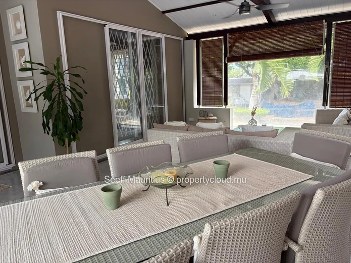 Charming Tamarin Villa: A Masterpiece of Modern Tropical Living