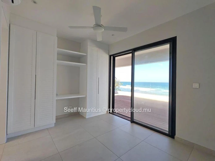 Signature Penthouse – Tropical elegance at Poste Lafayette