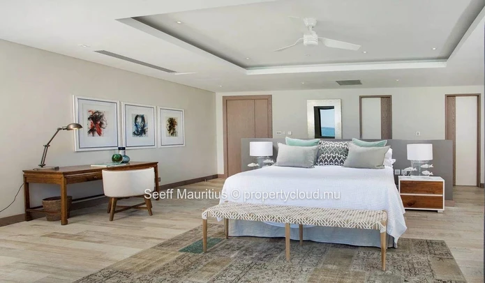Exceptional Beachfront Villa