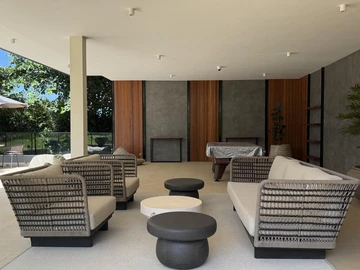 4 Bedroom Apartment