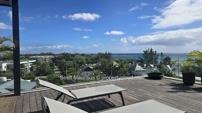 Elegant Duplex Penthouse with Panoramic Ocean Views – 3 Bedrooms + Study – Pointe aux Canonniers