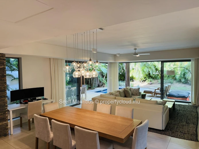 Sophisticated Golf Estate Sanctuary - Mont Choisy Smart City