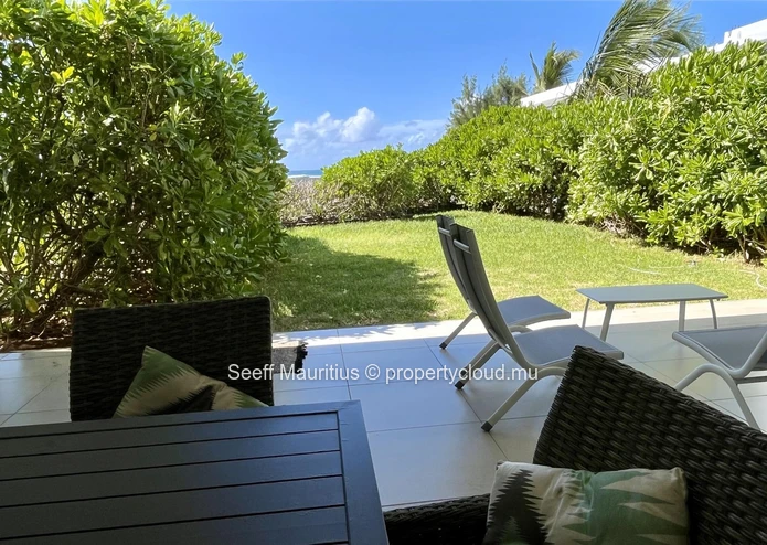 Coastal Oasis: Luxurious 3-Bedroom Apartment with Sea Views
