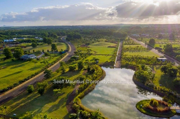 Premium Plots in a Gated Estate 