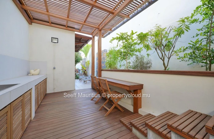 Privacy and Luxury Awaits in This Stunning Mont Mascal Villa