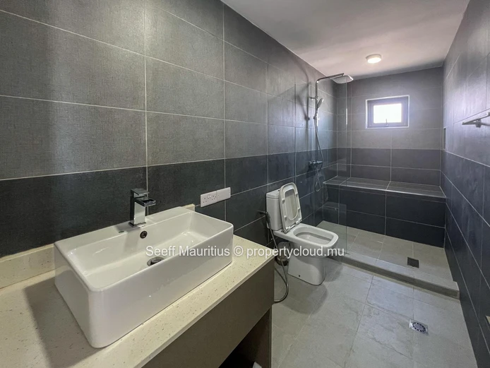 Exceptionnel Penthouse Duplex – Flic en Flac | Vue Mer | Piscine Privée