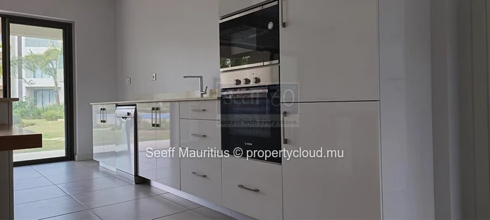 Just Minutes to the Beach: Your New Home Awaits