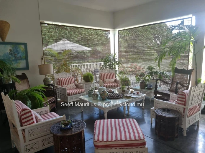 Vintage Charm: The Rustic Elegance Villa