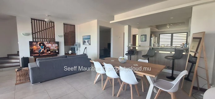 Duplex Penthouse with Panoramic Sea Views