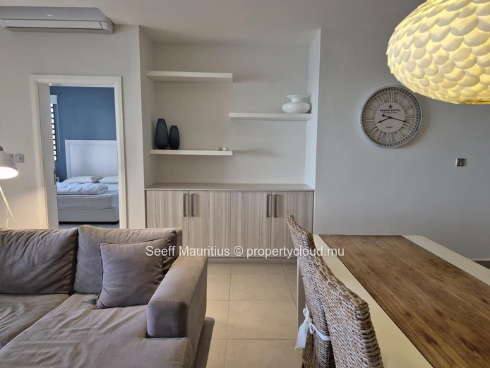 Sea View Apartment in Roches Noires