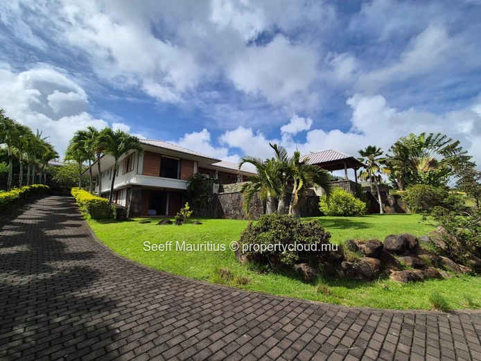 Majestic Horizon Sea View Estate