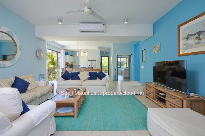 Exclusive Villa in Bain Boeuf: Perfect for Beach Lovers