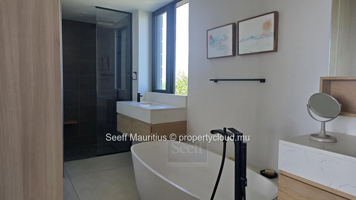Elegant Duplex Penthouse with Panoramic Ocean Views – 3 Bedrooms + Study – Pointe aux Canonniers