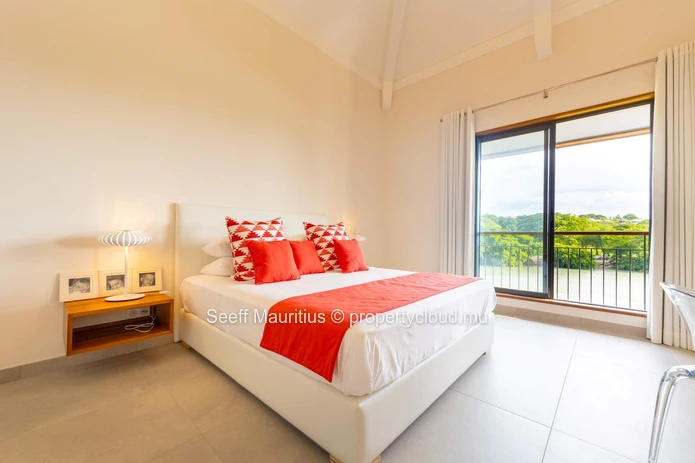 A Luxurious Haven of Serenity and Elegance
