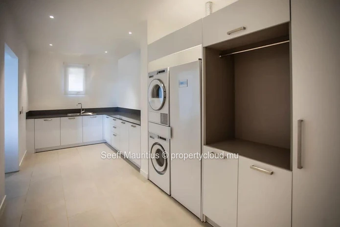 The Pinnacle of Riverside Luxury