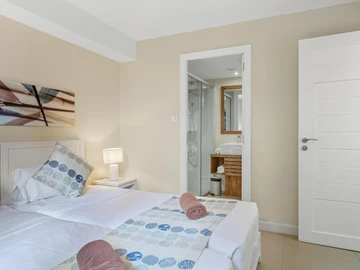 2 Bedroom Townhouse, Duplex