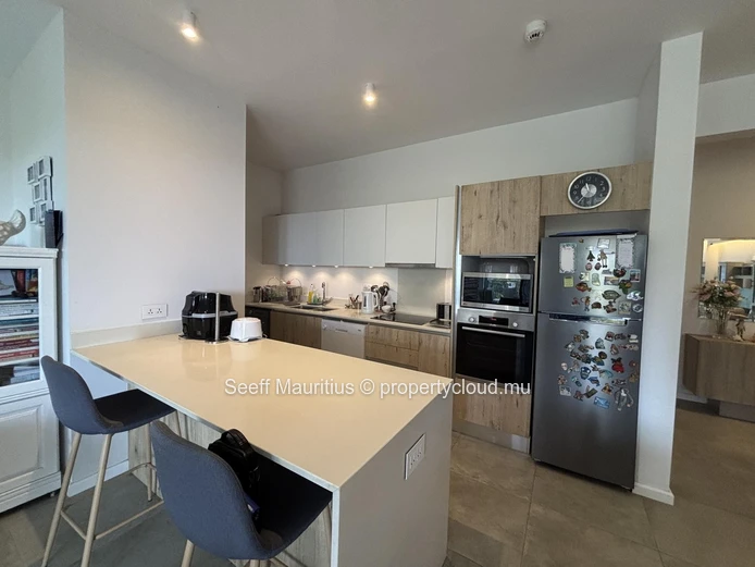 Modern Comfort Meets Prime Location – First-Floor Apartment For Sale