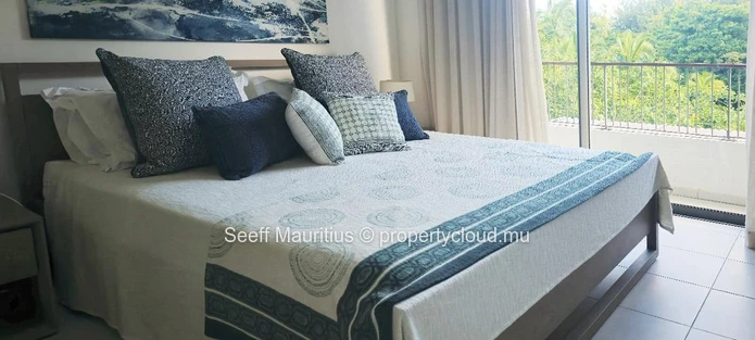 Exclusive Penthouse in a Smart City: Ultimate Luxury & Comfort