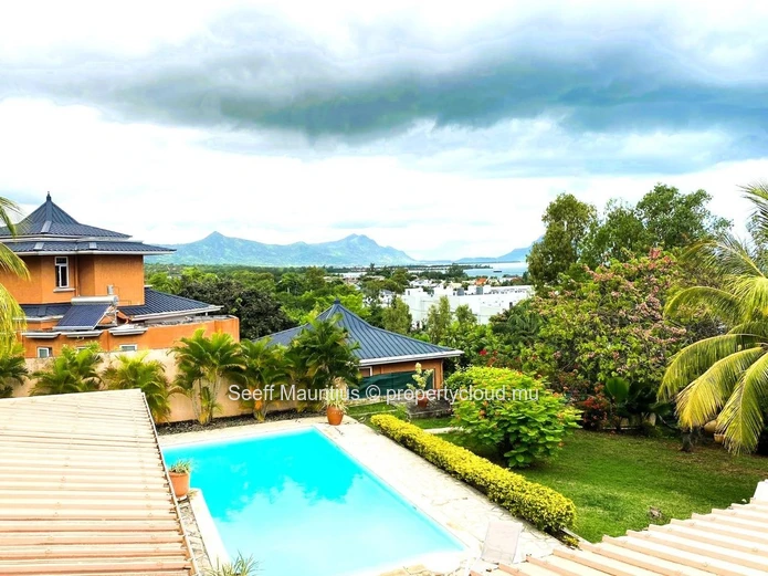 Charming House with Panoramic Views