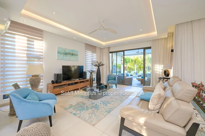 Privacy and Luxury Awaits in This Stunning Mont Mascal Villa